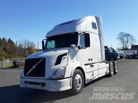 Volvo VNL64T670 Tractores (camiões)