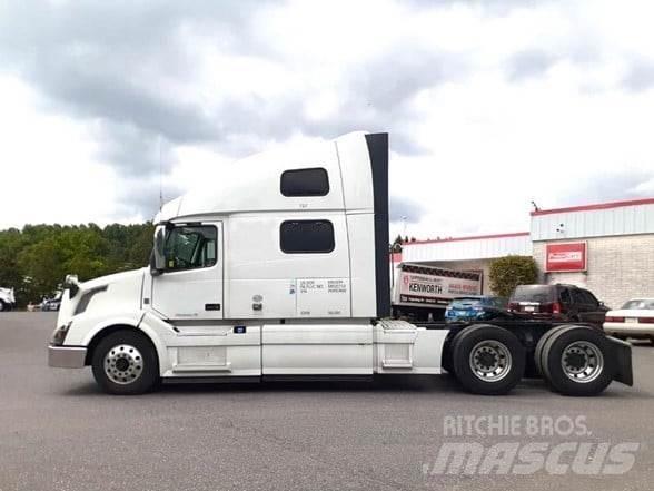 Volvo VNL64T780 Tractores (camiões)