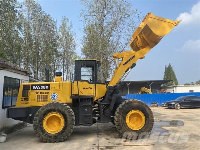 Komatsu WA380 Pás carregadoras de rodas