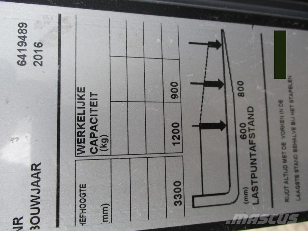 Toyota SPE120 Porta-paletes com plataforma