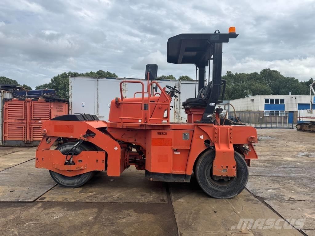 Sakai GW 750-2 Cilindros Compactadores de pneus