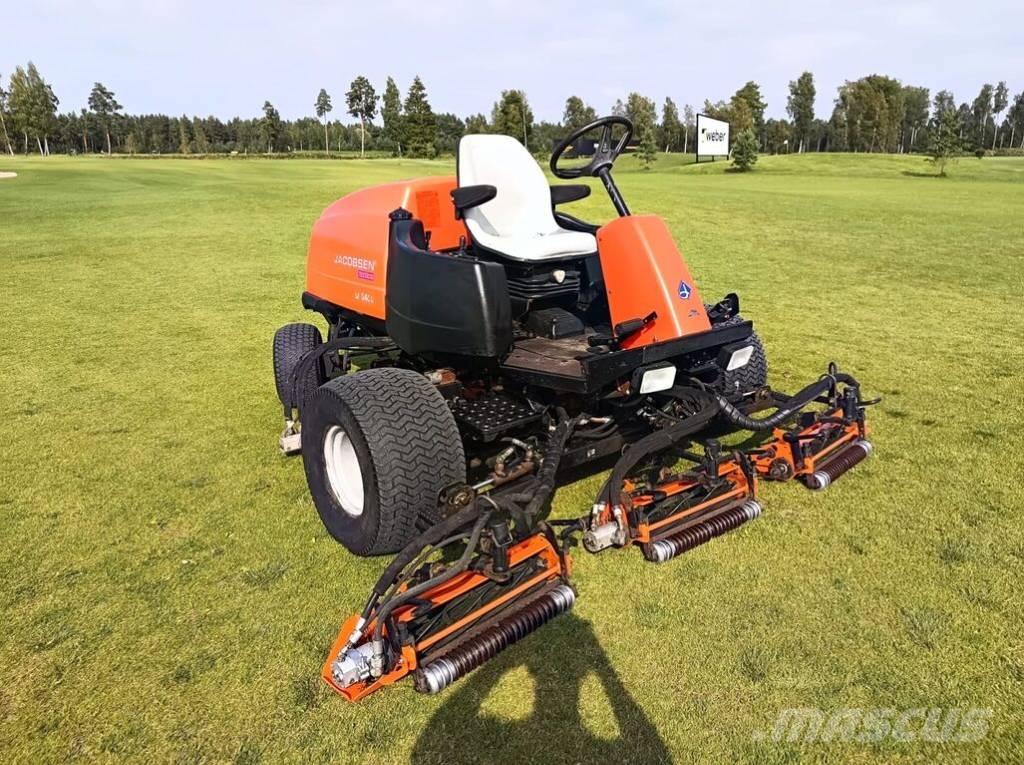 Jacobsen LF3400 Corta-Relvas Riders