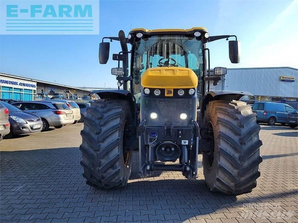 JCB 4220 fastrac Tratores Agrícolas usados