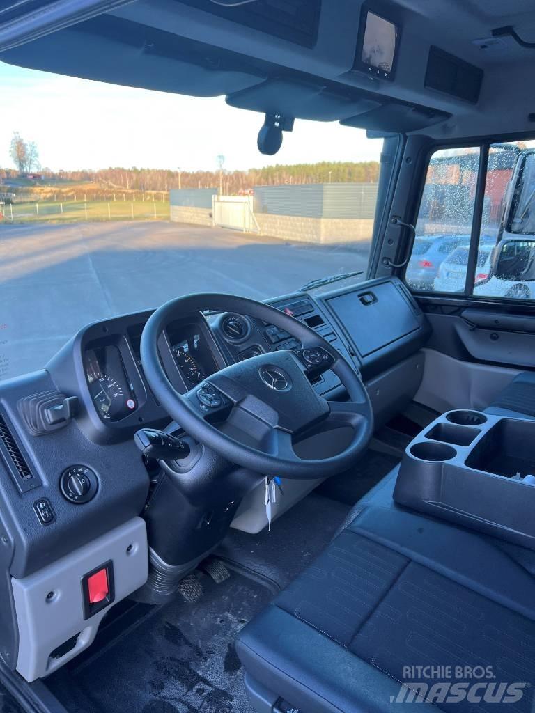Mercedes-Benz Unimog Camiões estrado/caixa aberta