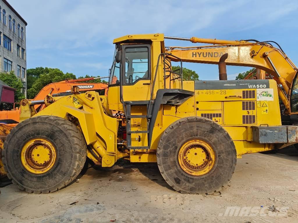 Komatsu WA 500 Pás carregadoras de rodas