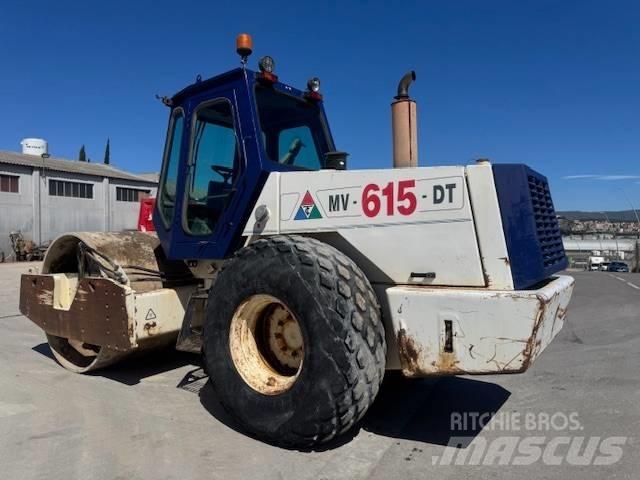  COMPACTOR MV 615 DT Compactadores para terra