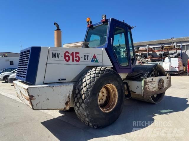  COMPACTOR MV 615 DT Compactadores para terra