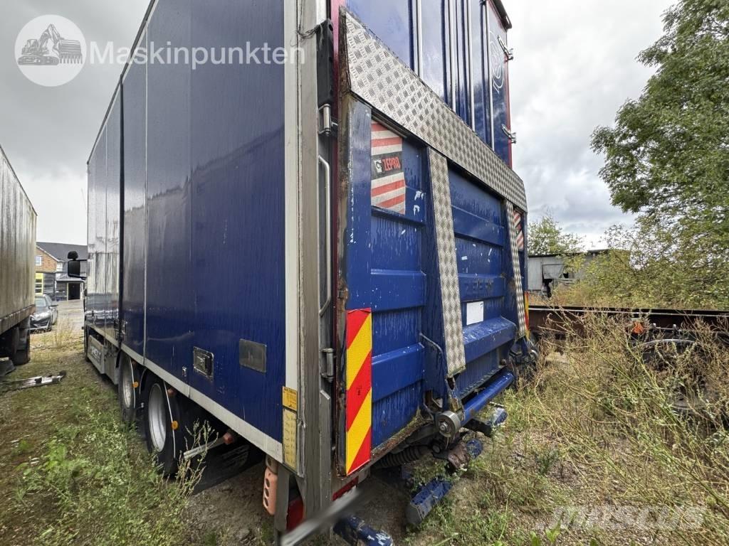 Scania R 420 LB Camiões de caixa fechada