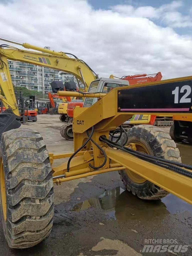 CAT 12 G Motoniveladoras