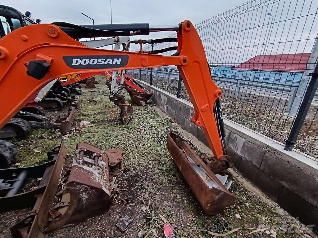 Doosan DX 19 Mini Escavadoras <7t