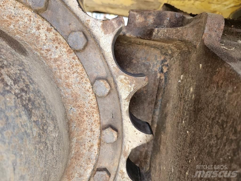 Komatsu PC210LC-8 Escavadoras de rastos