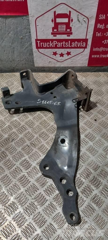 Scania R440  1802167 Chassis e suspensões