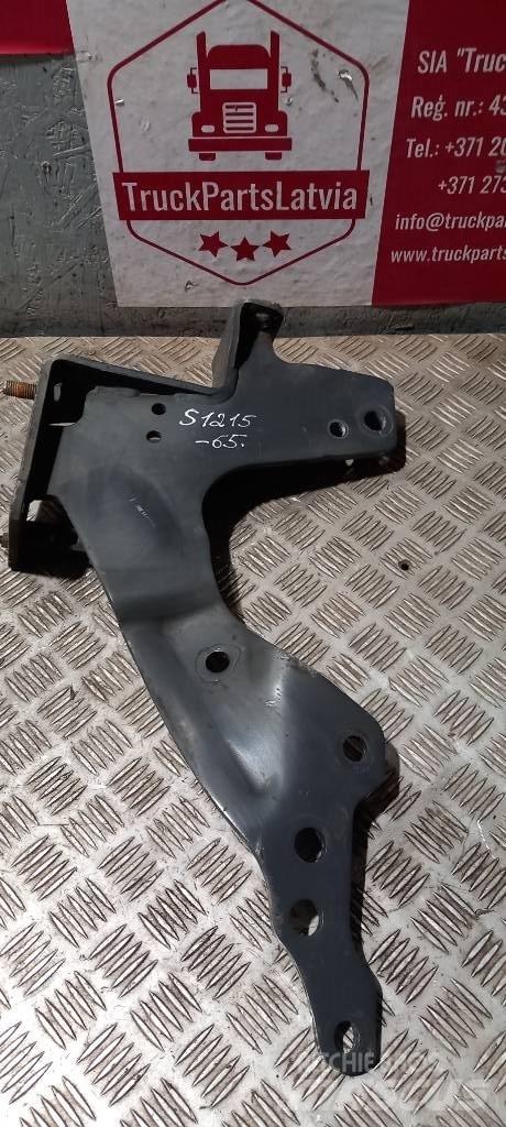 Scania R440  1802167 Chassis e suspensões