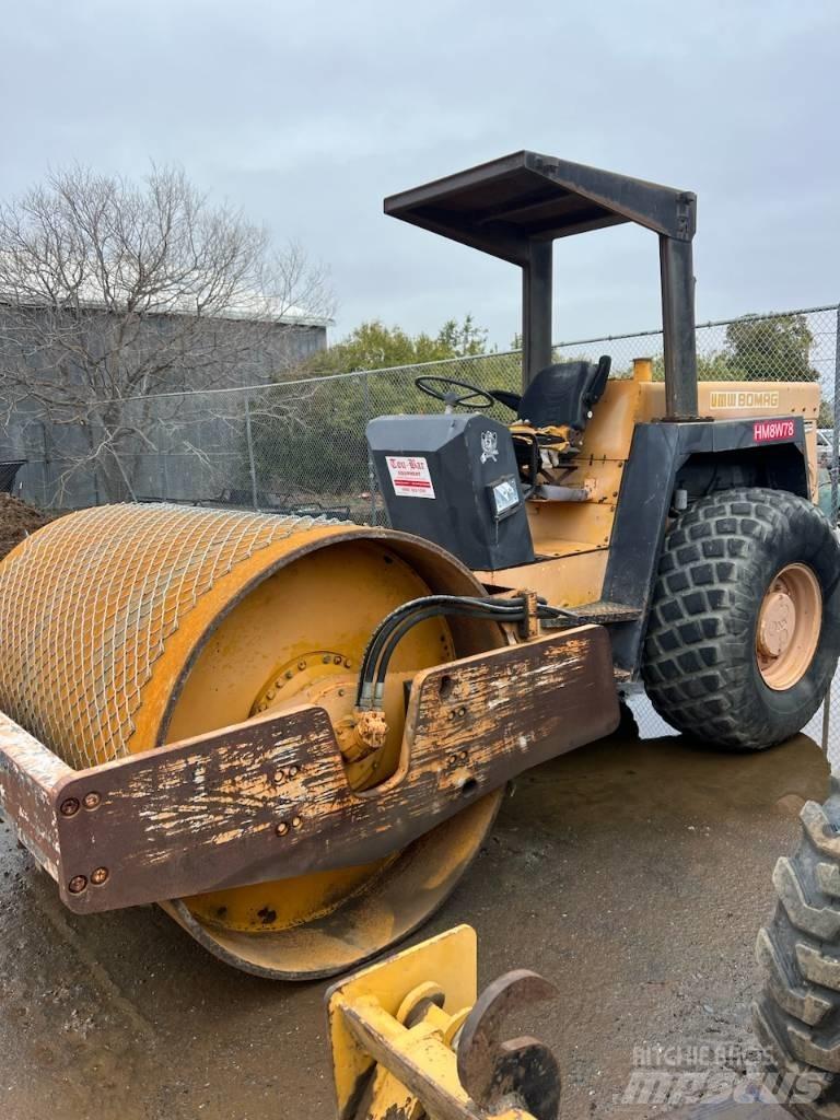 Bomag BW212D-2 Cilindros Compactadores monocilíndricos
