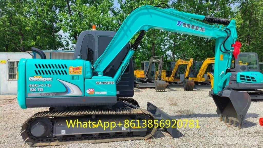 Komatsu SK75 Mini Escavadoras <7t