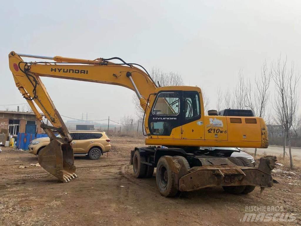 Hyundai R210WD Escavadoras de rodas