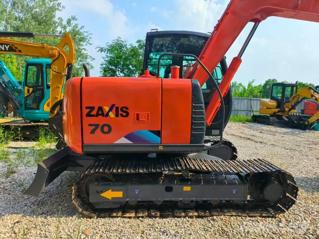 Hitachi ZX 70 Mini Escavadoras <7t
