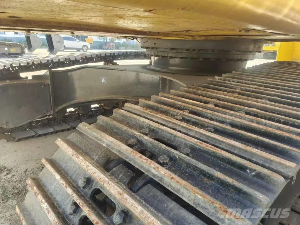 Komatsu PC 220 Escavadoras de rastos