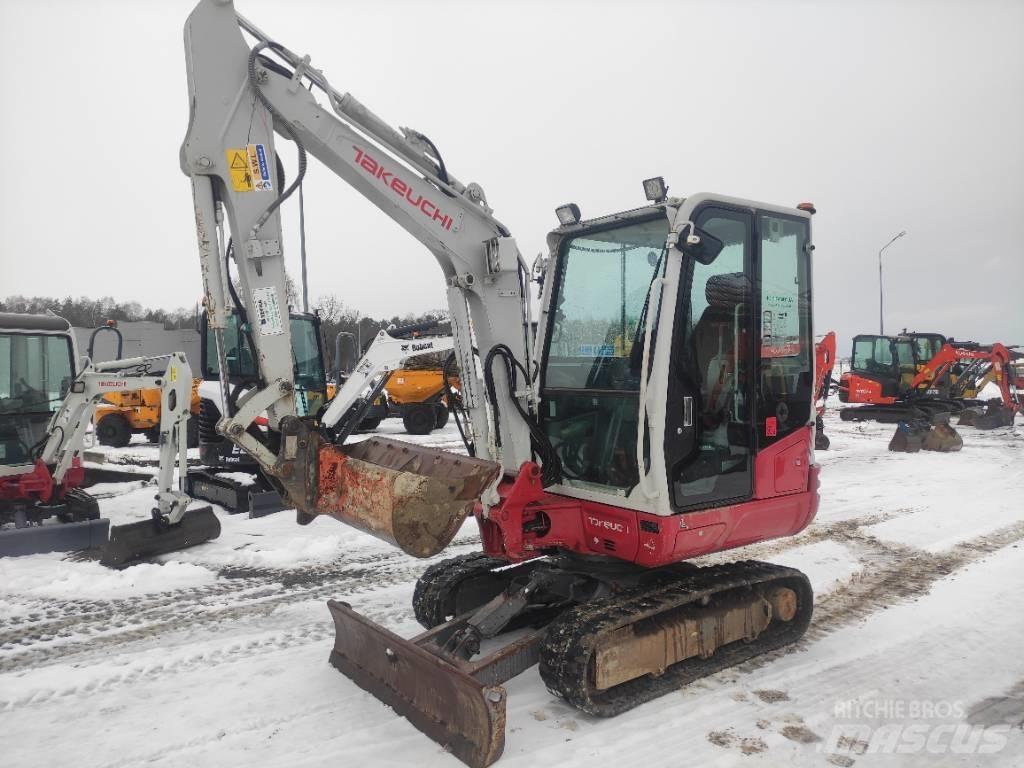 Takeuchi TB 230 Mini Escavadoras <7t