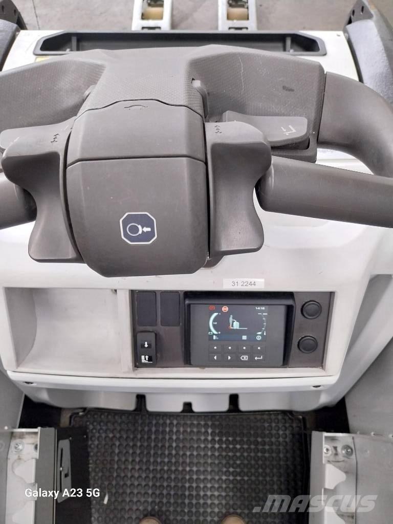 UniCarriers PLR200 Porta-paletes com plataforma