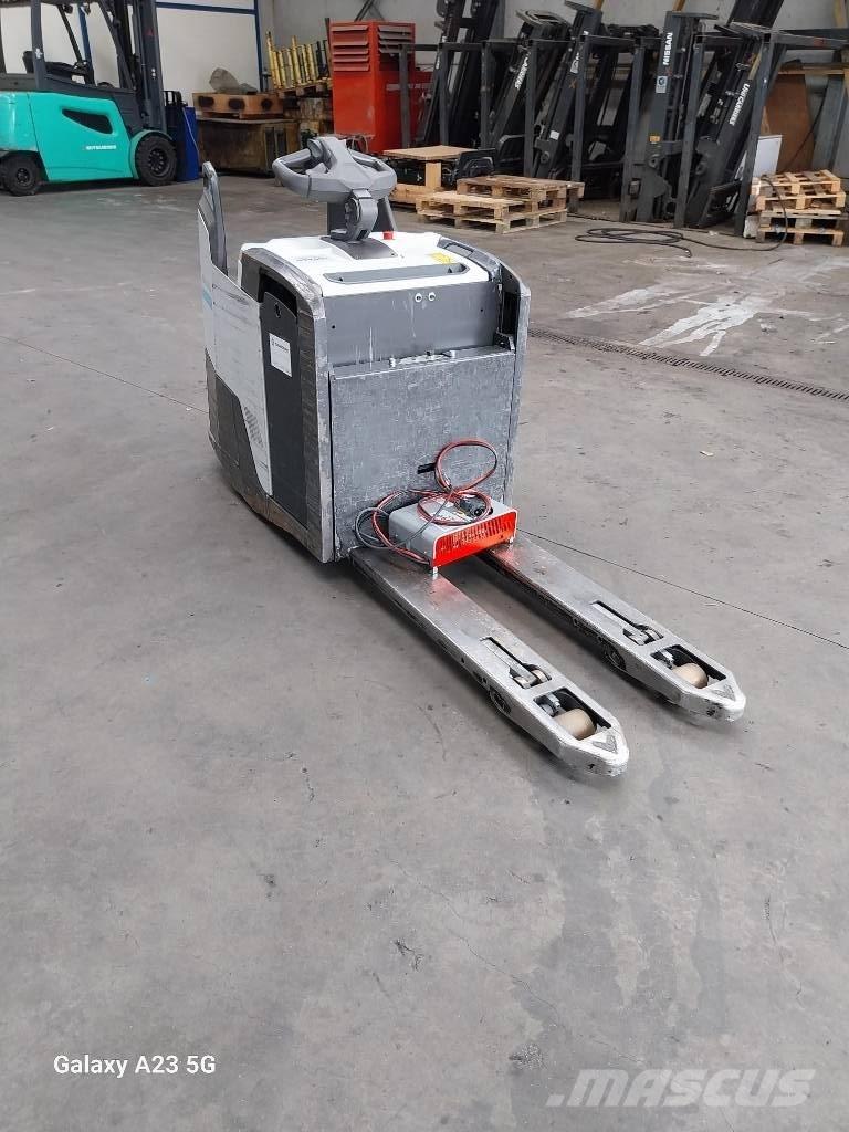 UniCarriers PLR200 Porta-paletes com plataforma