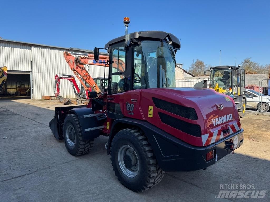 Yanmar V80 (02006) Pás carregadoras de rodas