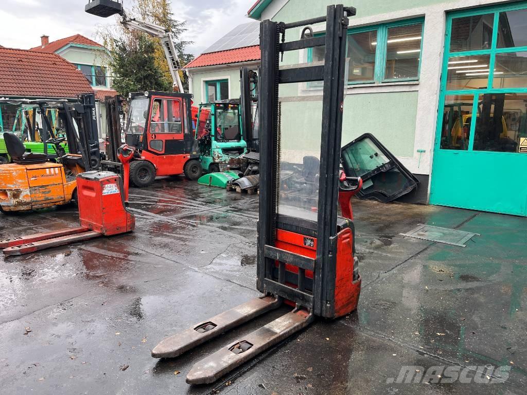 Linde L12 /379/  V-4229 Self propelled stackers