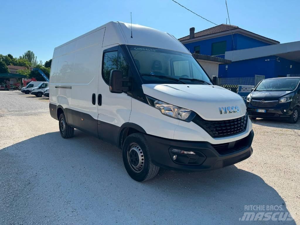 Iveco Daily 35s14 Carrinhas de caixa fechada
