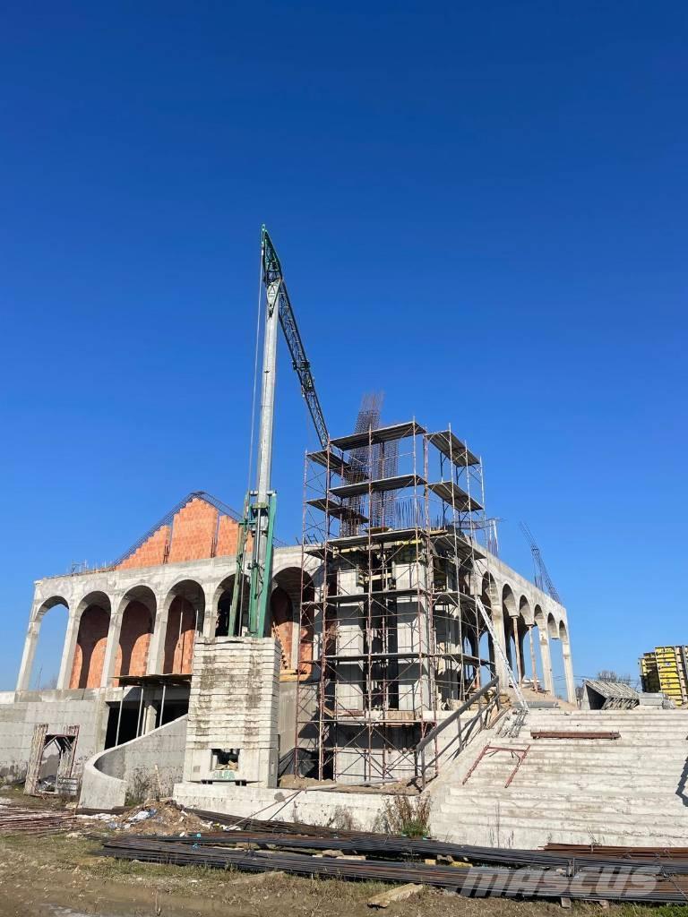 Alfa A 32 Super Auto-gruas