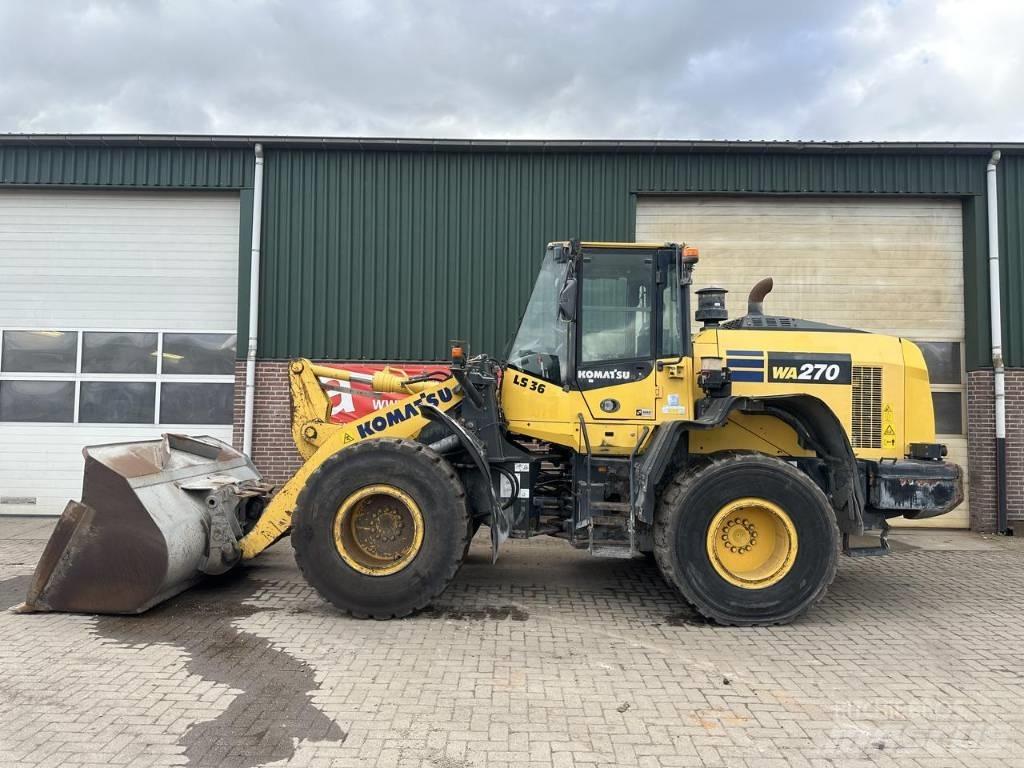 Komatsu WA270 8 Pás carregadoras de rodas