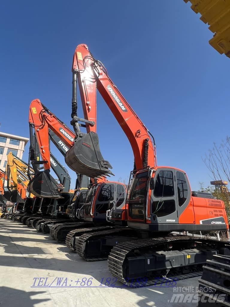 Doosan DX225 Escavadoras de rastos