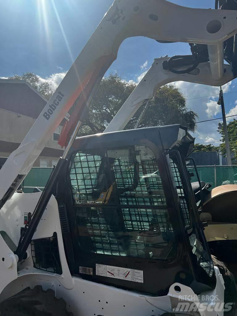 Bobcat S510 Carregadoras de direcção deslizante