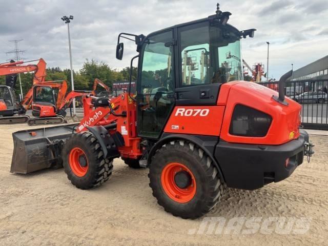 Kubota R 070 Pás carregadoras de rodas