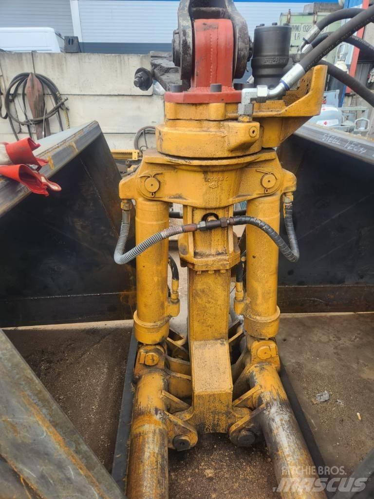 Liebherr 2.4 m3 Baldes