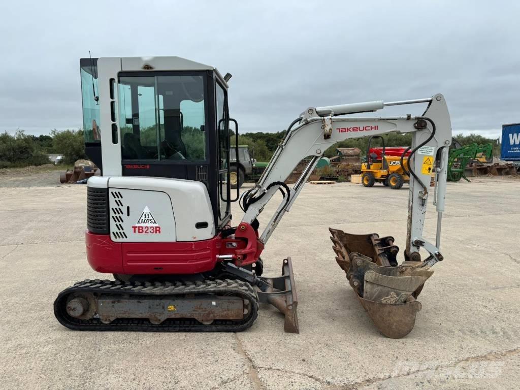 Takeuchi TB 23 R Mini Escavadoras <7t