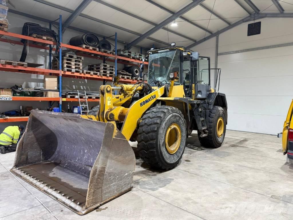 Komatsu WA 380-6 Pás carregadoras de rodas