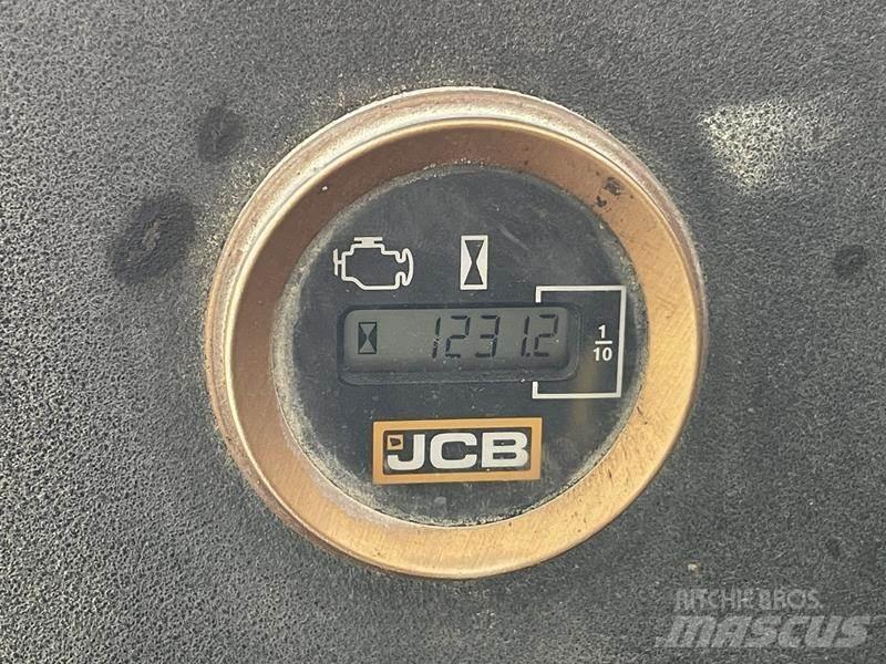 JCB 15 C - 1 Mini Escavadoras <7t