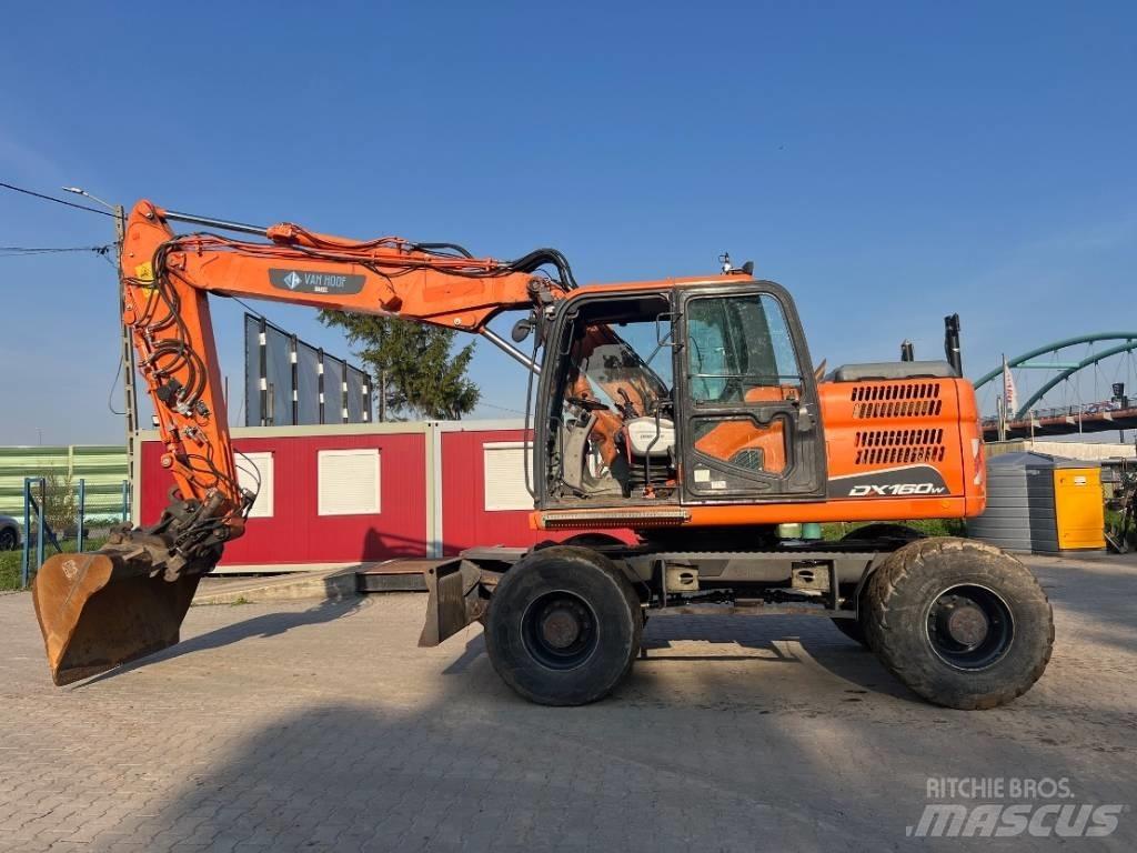 Doosan DX 160 W-3 Escavadoras de rodas