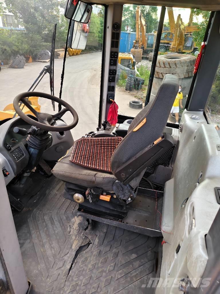Volvo L 120 Pás carregadoras de rodas