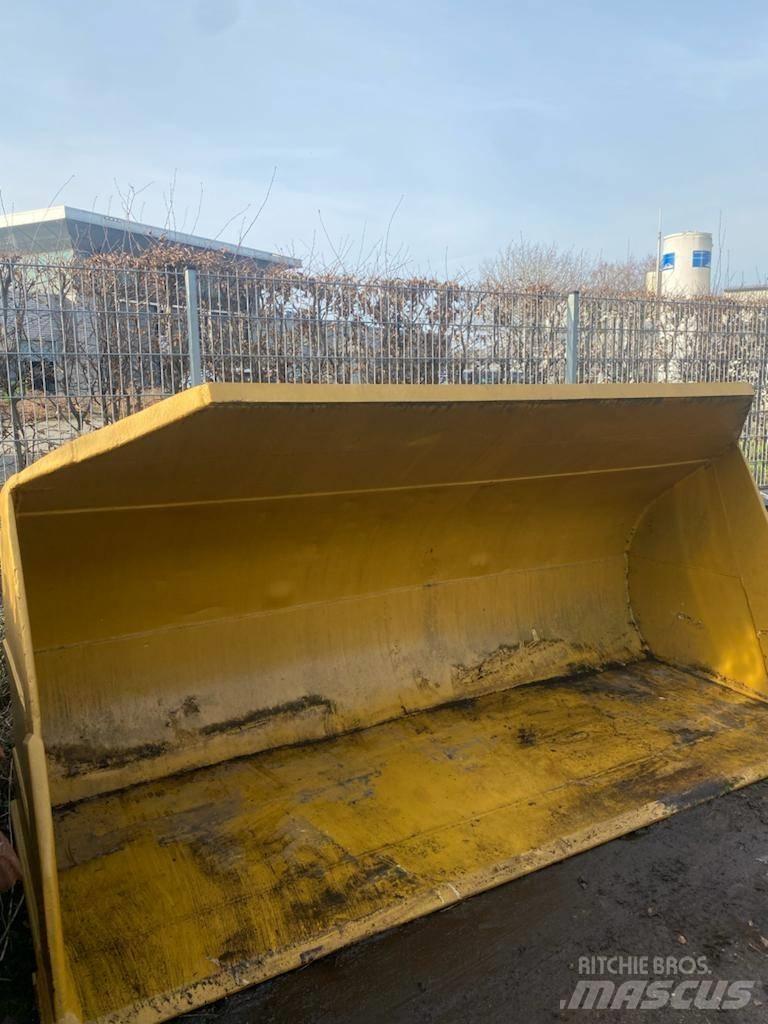 CAT 972 Baldes