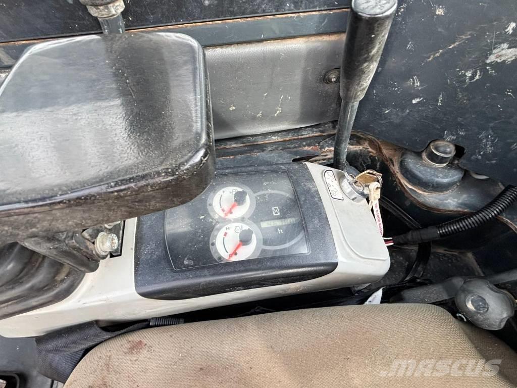 Komatsu PC 26 MR-3 Mini Escavadoras <7t