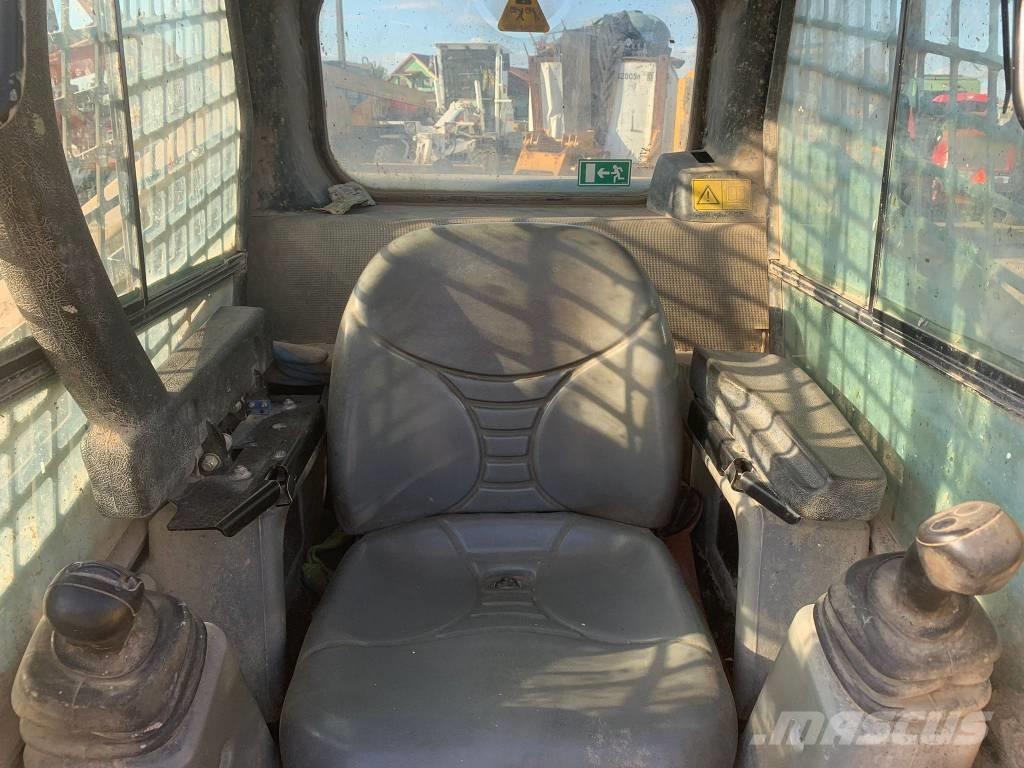 Gehl R 220 Carregadoras de direcção deslizante