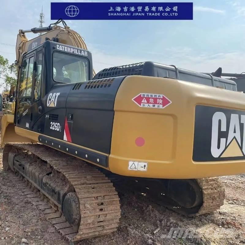 CAT 326 D Escavadoras de rastos