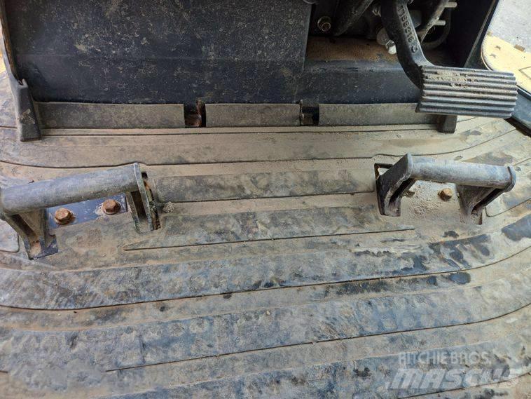 John Deere 750 KLGP Dozers - Tratores rastos