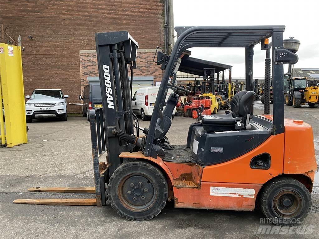 Doosan D25S-5 Empilhadores Diesel