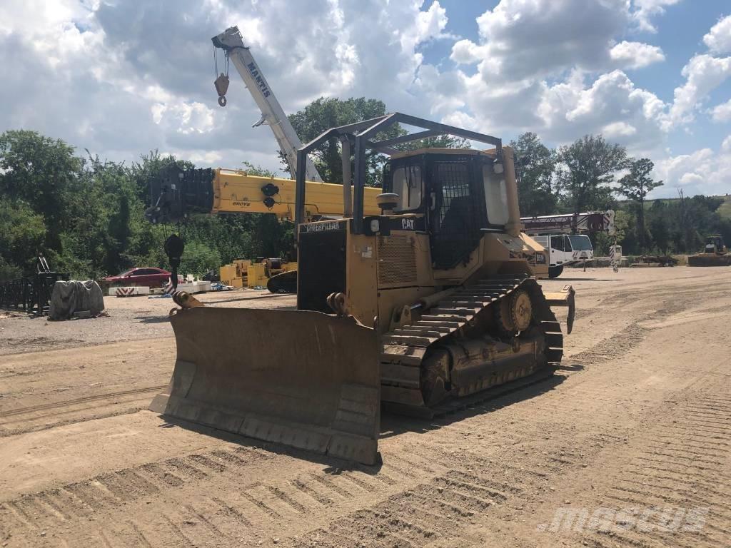CAT D 5 M XL Dozers - Tratores rastos