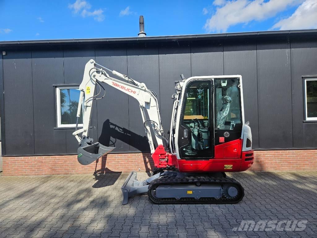 Takeuchi TB 230 Mini Escavadoras <7t