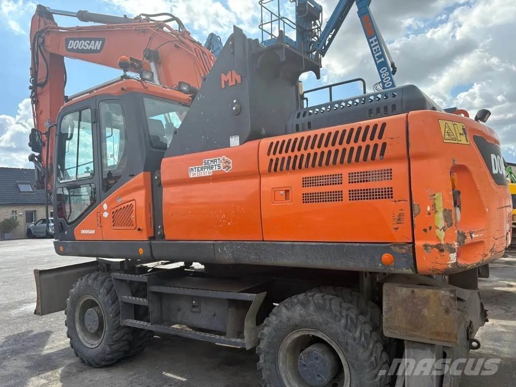 Doosan DX210 WE-5 Escavadoras de rodas