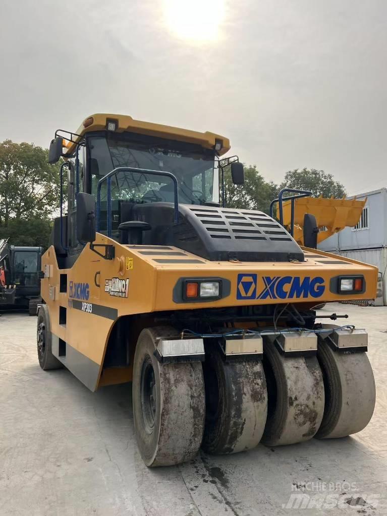 XCMG XP 303 Equipamento de manuseamento e colocaçăo