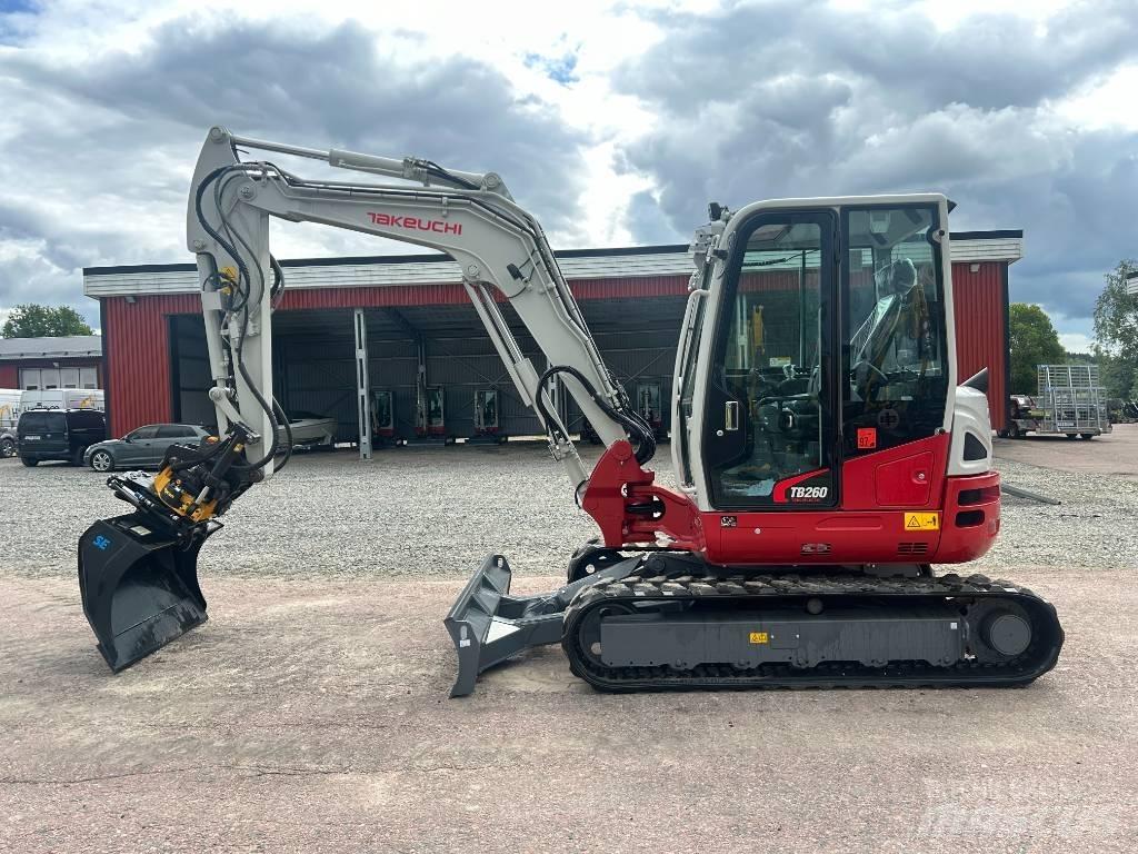 Takeuchi TB260 Mini Escavadoras <7t